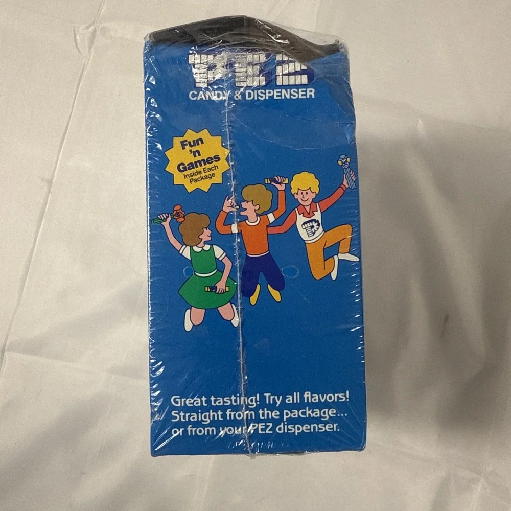 Star Wars PEZ Candy Dispensers Sealed Box #353 Counter Display 12‎ Count Vintage